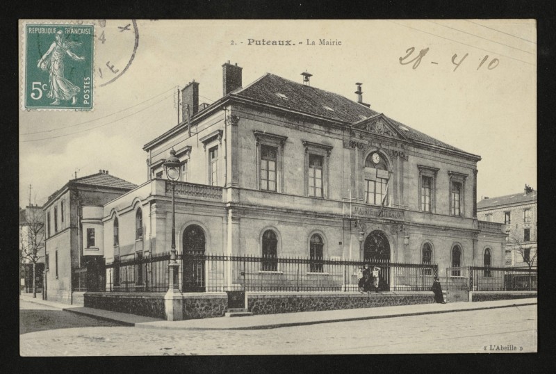 Carte postale ancienne La Mairie à Puteaux