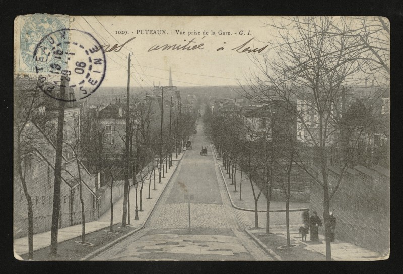 Carte postale ancienne Vue prise de la Gare à Puteaux