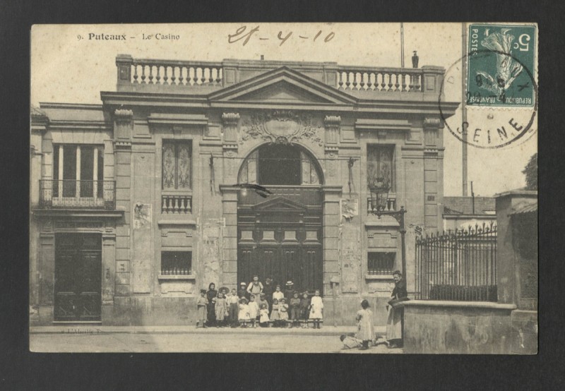 Carte postale ancienne Le Casino à Puteaux