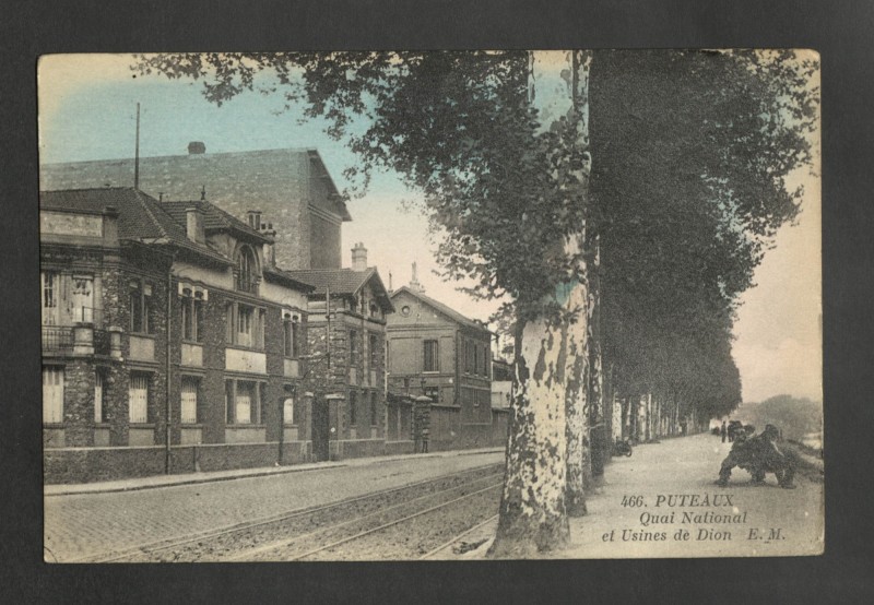 Carte postale ancienne Quai National et Usine de Dion à Puteaux