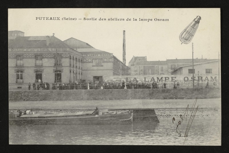 Carte postale ancienne Sortie des ouvriers de la lampe Osram à Puteaux