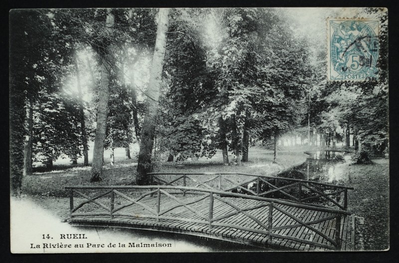 Carte postale ancienne La Rivière au Parc de la Malmaison à Rueil-Malmaison