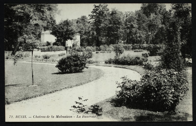 Carte postale ancienne Château de La Malmaison - La Roseraie à Rueil-Malmaison