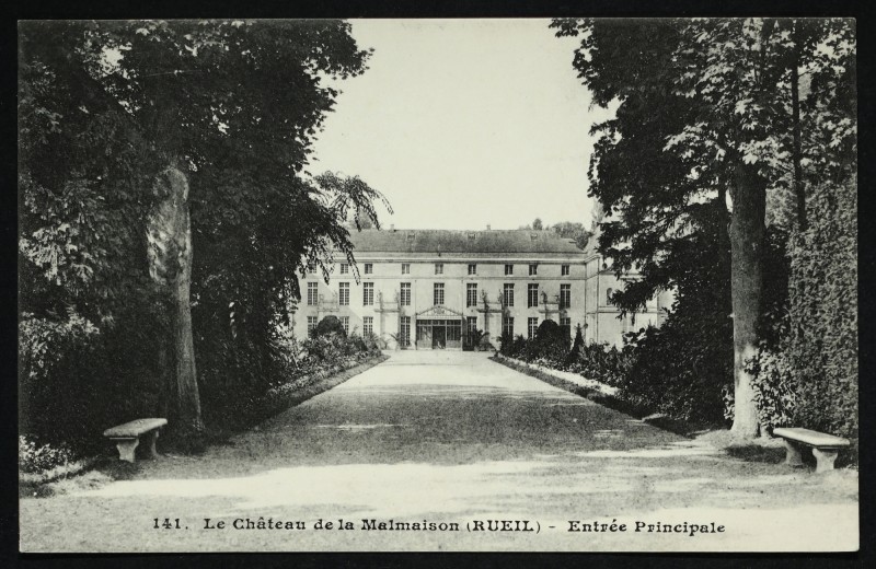 Carte postale ancienne Rueil Entrée principale du Chateau de la Malmaison à Rueil-Malmaison