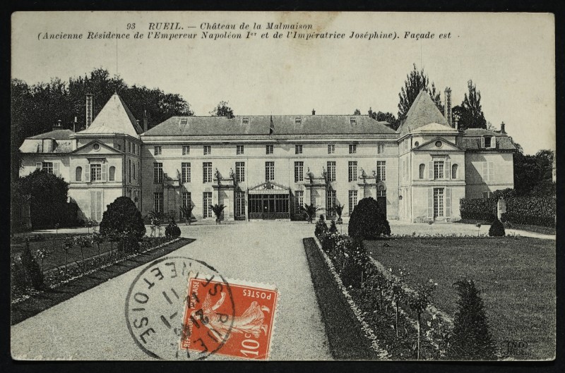 Carte postale ancienne Château de la Malmaison - (Ancienne Résidence de l'Empereur Napoléon 1er et de l'Impératrice Joséphine), Façade est à Rueil-Malmaison
