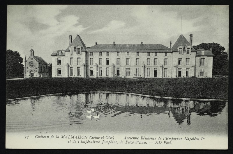 Carte postale ancienne Château de la Malmaison - Ancienne Résidence de l'Empereur Napoléon 1er et de l'Impératrice Joséphine, la Pièce d'Eau à Rueil-Malmaison