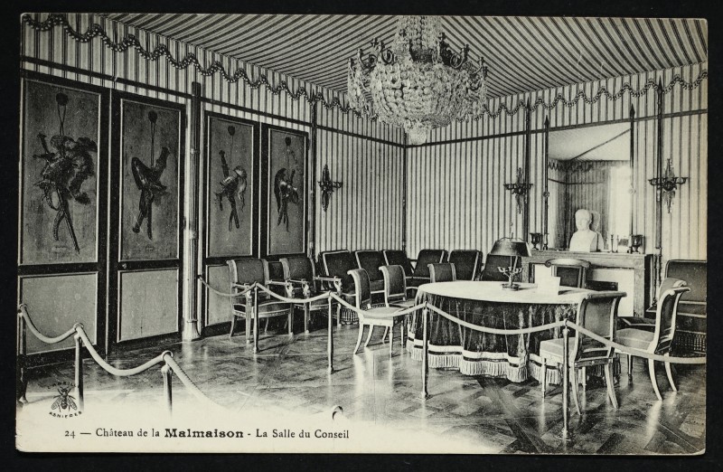 Carte postale ancienne Château de Malmaison - La Salle du Conseil à Rueil-Malmaison