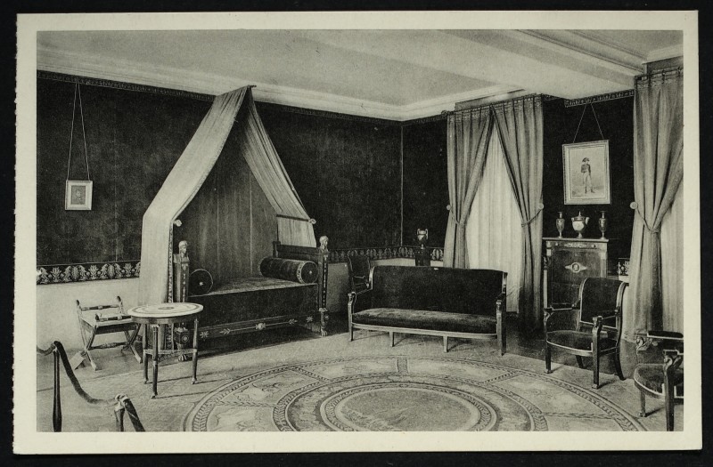 Carte postale ancienne Château de la Malmaison - Chambre de Bonaparte, 1er Consul, aux Tuileries à Rueil-Malmaison