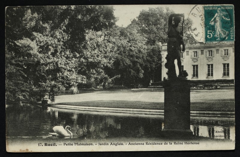 Carte postale ancienne Petite Malmaison - Jardin Anglais - Ancienne résidence de la Reine Hortense à Rueil-Malmaison