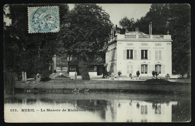 Carte postale ancienne Manoir de Richelieu à Rueil-Malmaison
