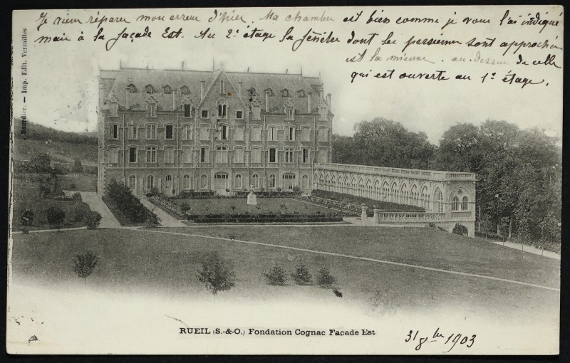 Carte postale ancienne Fondation Cognac - Façade Est à Rueil-Malmaison