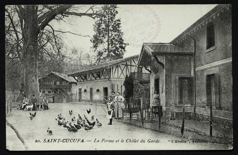 Carte postale ancienne Saint-Cucufa - La Ferme et le Châlet du Garde à Rueil-Malmaison