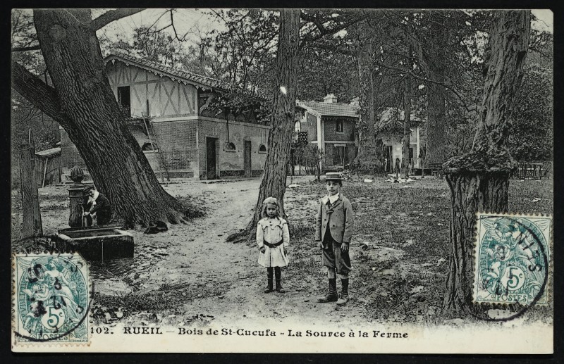 Carte postale ancienne Bois de St-Cucufa - La Source à la Ferme à Rueil-Malmaison