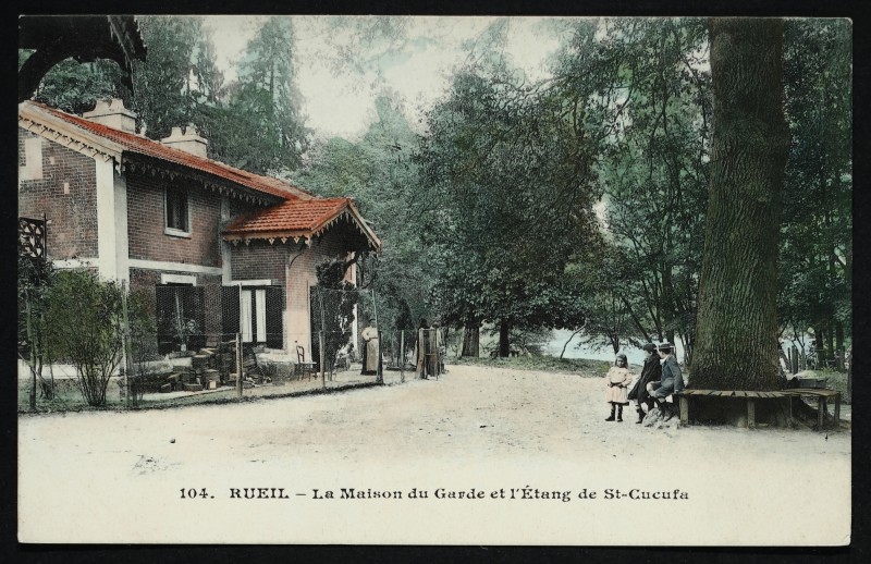 Carte postale ancienne La Maison du Garde et l'Etang de St-Cucufa à Rueil-Malmaison