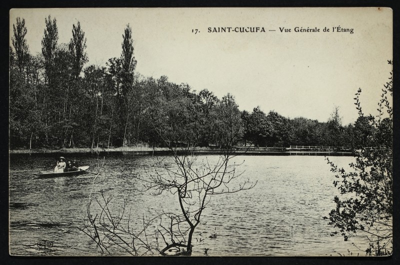 Carte postale ancienne Saint-Cucufa - Vue Générale de l'Etang à Rueil-Malmaison