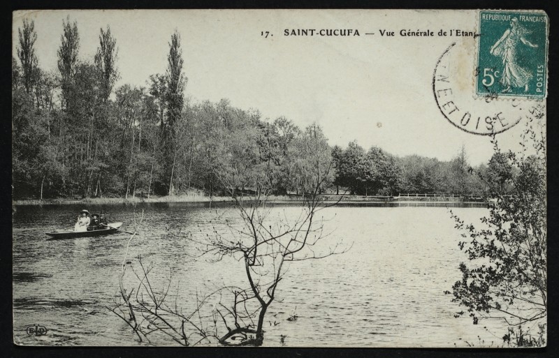 Carte postale ancienne Saint-Cucufa - Vue Générale de l'Etang à Rueil-Malmaison
