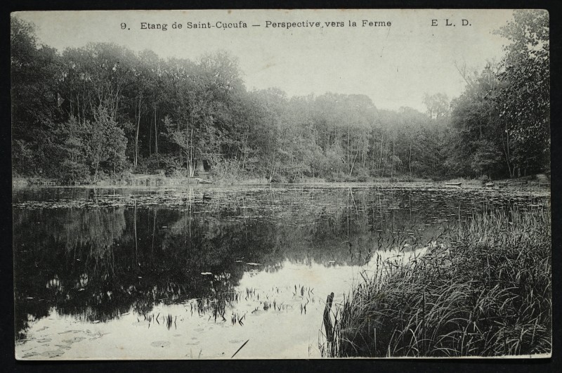 Carte postale ancienne Etang de Saint-Cucufa - Perspective, vers la Ferme à Rueil-Malmaison
