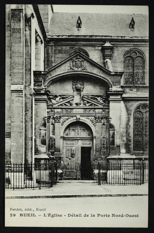 Carte postale ancienne L'Eglise - Détail de la Porte Nord-Ouest à Rueil-Malmaison
