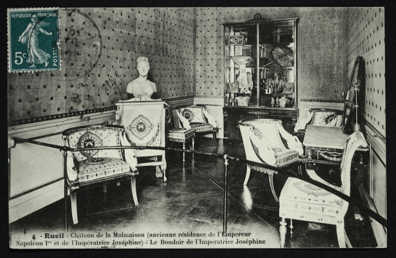Carte postale ancienne Château de la Malmaison (ancienne Résidence de l'Empereur Napoléon Ier et de l'Impératrice Joséphine).  - Le boudoir de l'Impératrice Joséphine à Rueil-Malmaison