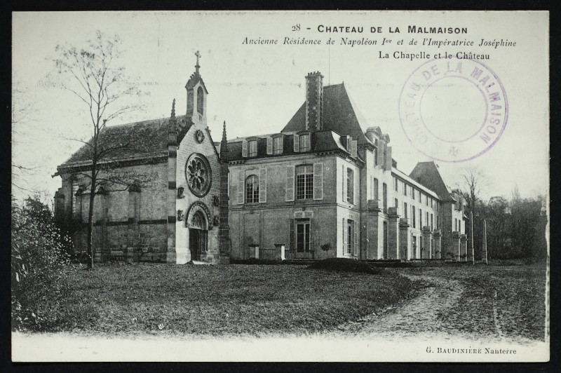 Carte postale ancienne La Chapelle et le Château à Rueil-Malmaison