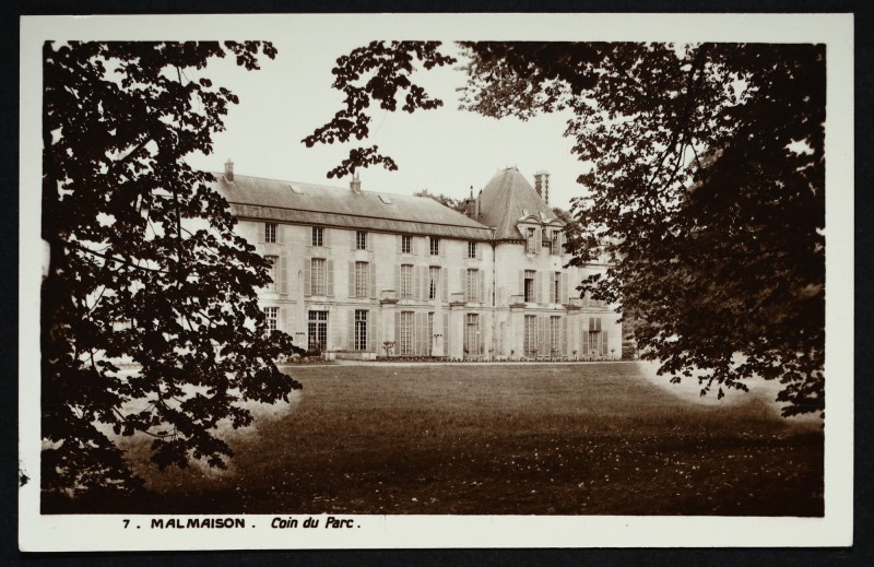 Carte postale ancienne Malmaison - Coin du Parc à Rueil-Malmaison