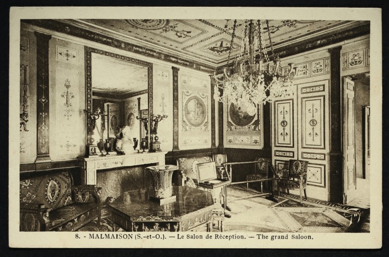 Carte postale ancienne Malmaison (S.-et-O.). - Le Salon de Réception. - The grand Saloon à Rueil-Malmaison