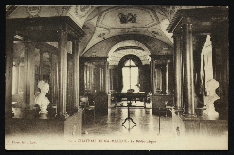 Carte postale ancienne Château de Malmaison. - La Bibliothèque à Rueil-Malmaison