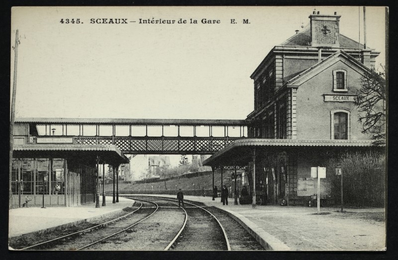 Carte postale ancienne Intérieur de la Gare à Sceaux