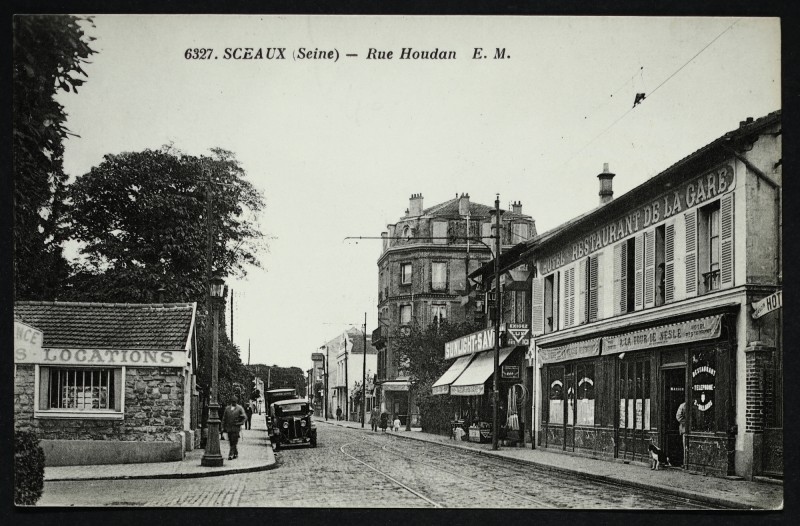 Carte postale ancienne Rue Houdan à Sceaux