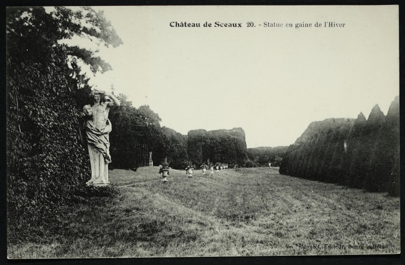 Carte postale ancienne Statue en gaine de l'Hiver à Sceaux