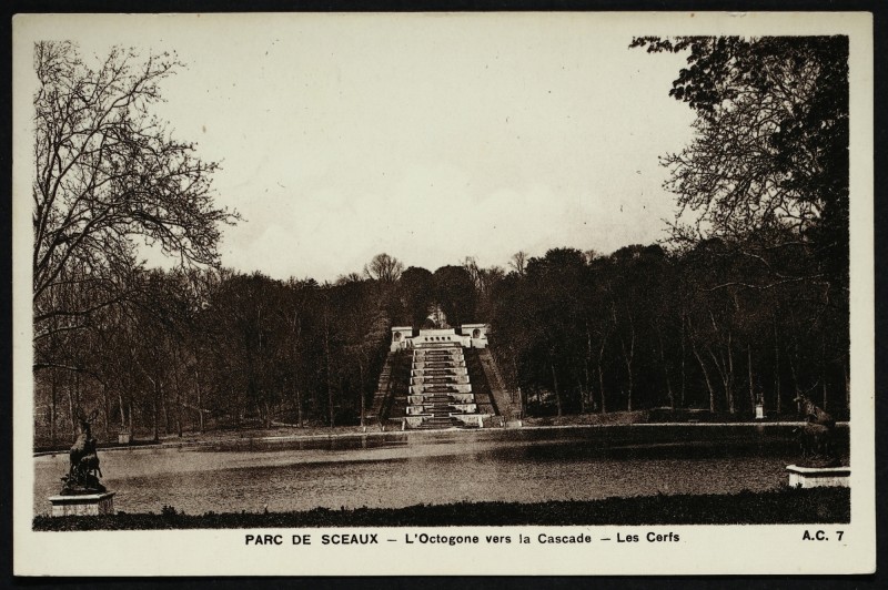 Carte postale ancienne L'Octogone vers la Cascade - Les Cerfs à Antony