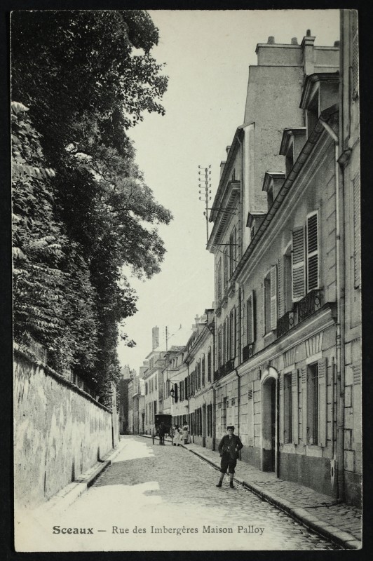 Carte postale ancienne Rue des Imbergères Maison Palloy à Sceaux