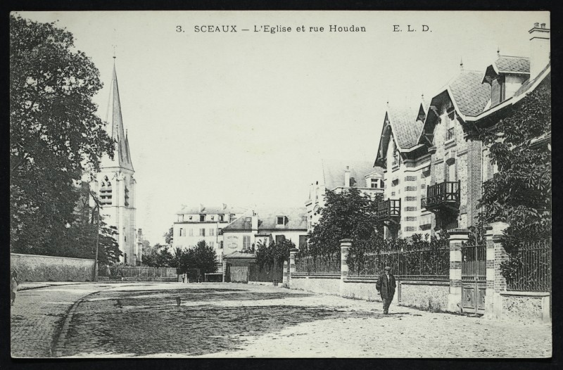 Carte postale ancienne L'Eglise et rue Houdan à Sceaux