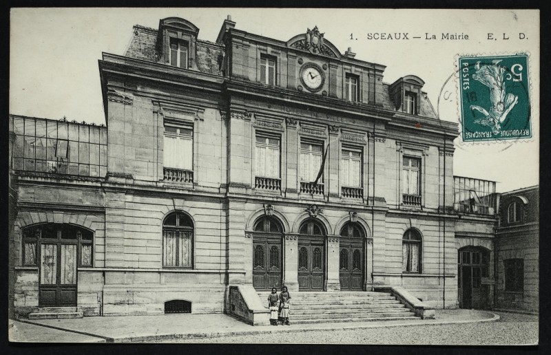 Carte postale ancienne La Mairie à Sceaux