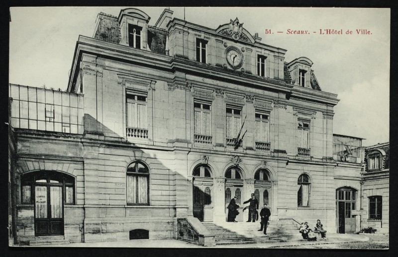 Carte postale ancienne L'Hôtel-de-Ville à Sceaux