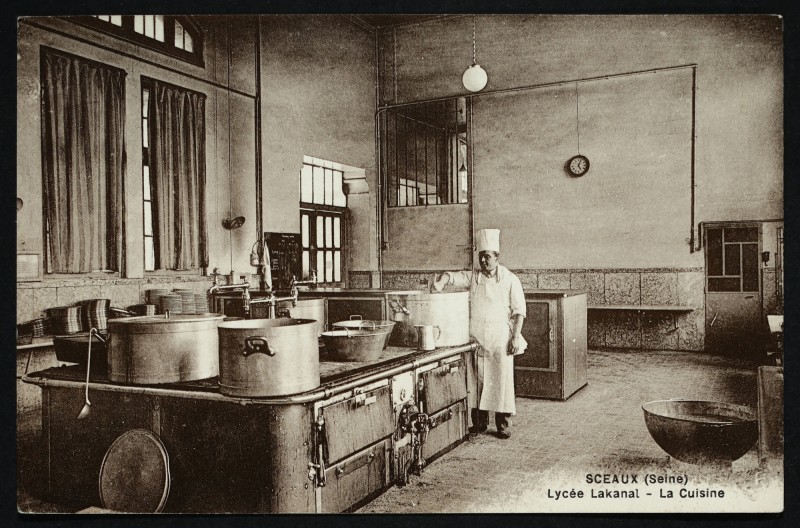 Carte postale ancienne Lycée Lakanal - La Cuisine à Sceaux