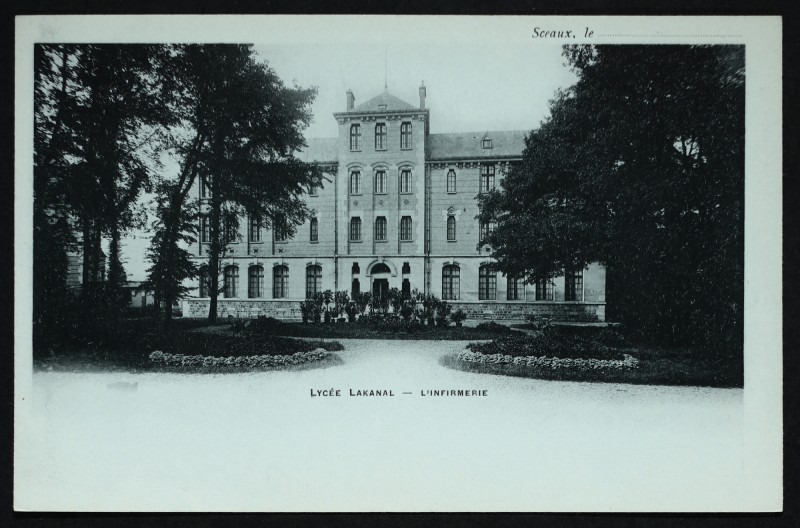 Carte postale ancienne Lycée Lakanal - L'Infirmerie à Sceaux