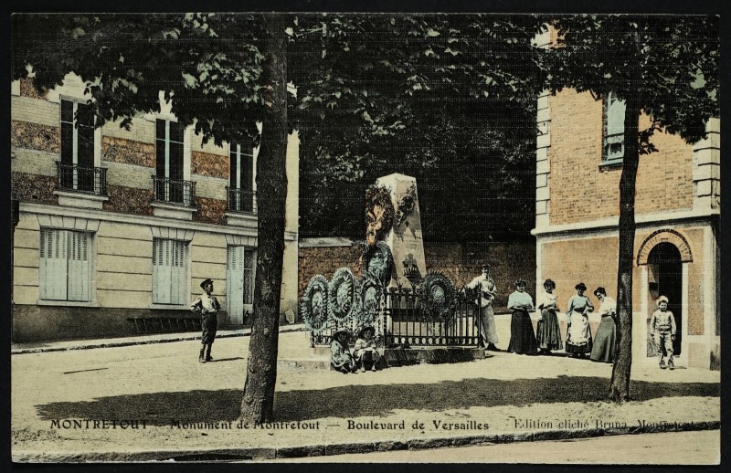 Carte postale ancienne Monument de Montretout à Saint-Cloud