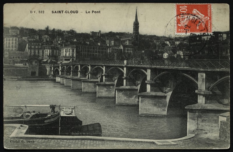 Carte postale ancienne Le Pont à Saint-Cloud