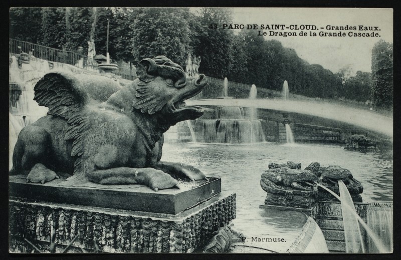Carte postale ancienne Grandes Eaux - Le Dragon de la Grande cascade à Saint-Cloud