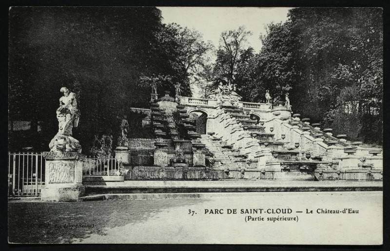 Carte postale ancienne Le Château-d'Eau (Partie supérieure) à Saint-Cloud