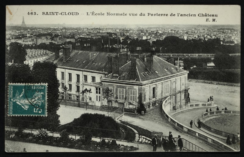 Carte postale ancienne L'Ecole Normale vue du Parterre de l'ancien Château à Saint-Cloud