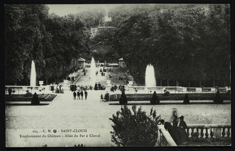 Carte postale ancienne Emplacement du Château - Allée du Fer à Cheval à Saint-Cloud
