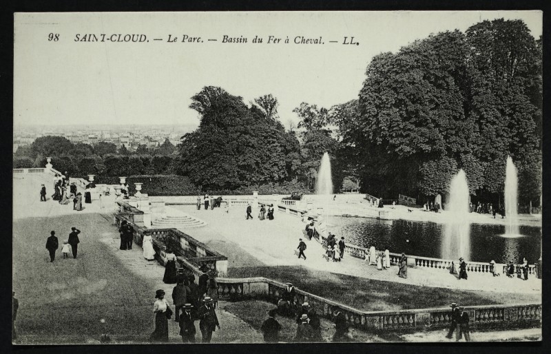 Carte postale ancienne Bassin du Fer à Cheval à Saint-Cloud