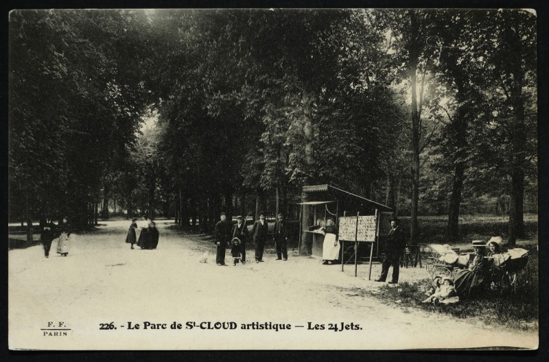 Carte postale ancienne Les 24 jets à Saint-Cloud