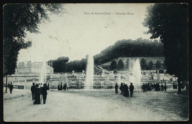 Carte postale ancienne Grandes Eaux à Saint-Cloud