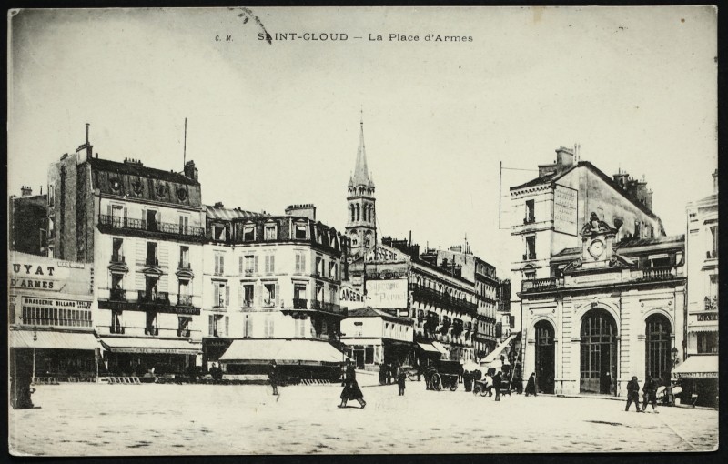 Carte postale ancienne La Place d'Armes à Saint-Cloud