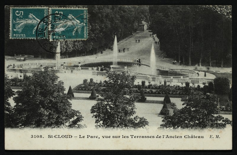 Carte postale ancienne Le Parc vu sur les Terrasses de l'Ancien Château à Saint-Cloud
