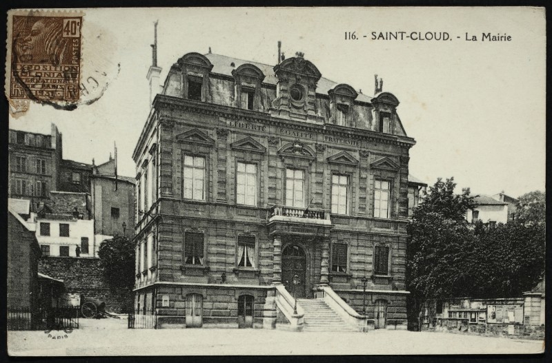 Carte postale ancienne La Mairie à Saint-Cloud