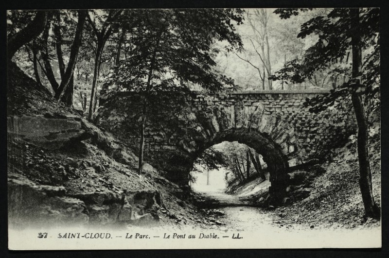 Carte postale ancienne  à Saint-Cloud